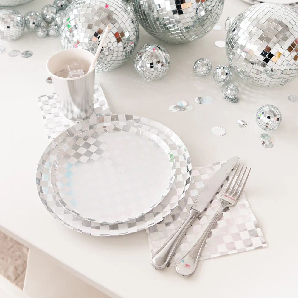 CHECK IT! DAZZLING DIAMOND DINNER PLATES