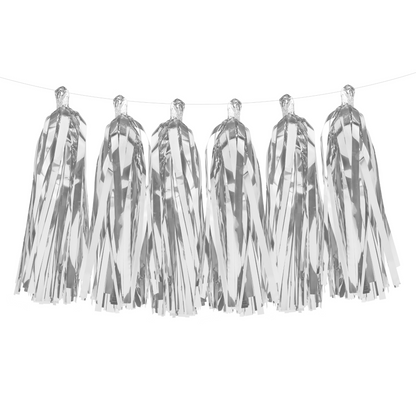 SILVER TASSEL GARLAND