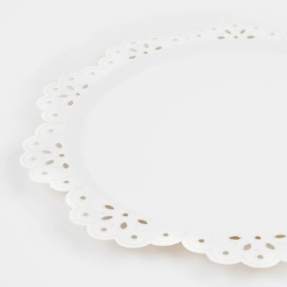 broderie anglaise lace white dinner plates by meri meri pack of 8 close up 