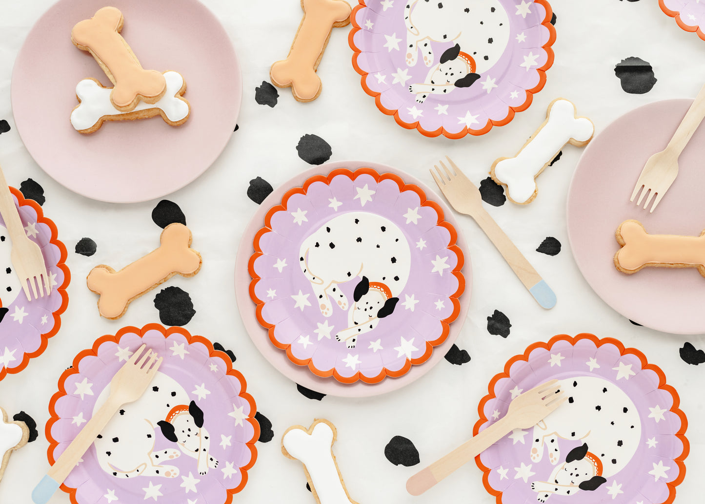 dalmatian paper plates tablescape 