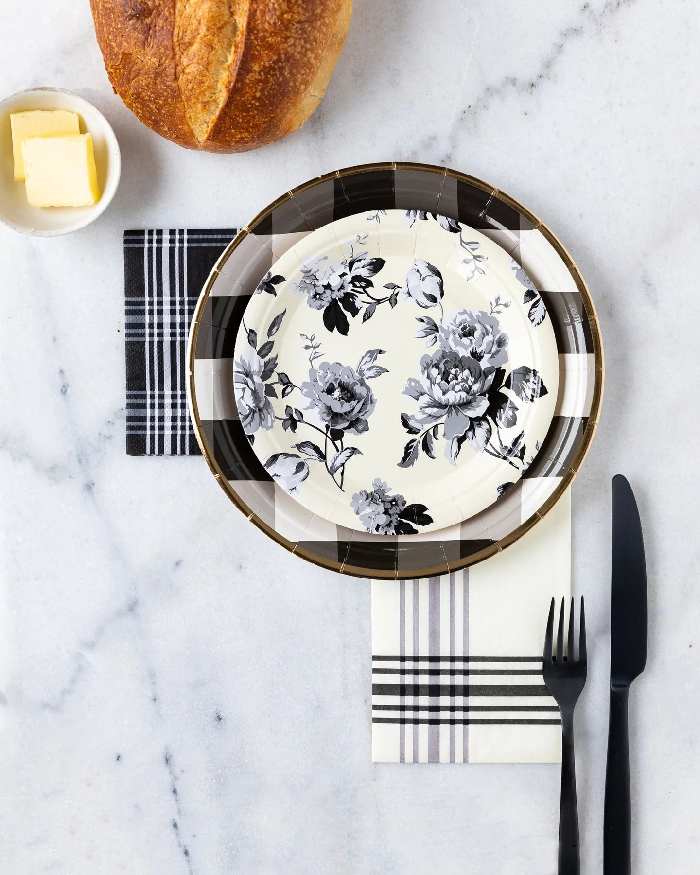 BLACK AND WHITE FLORAL PLATES