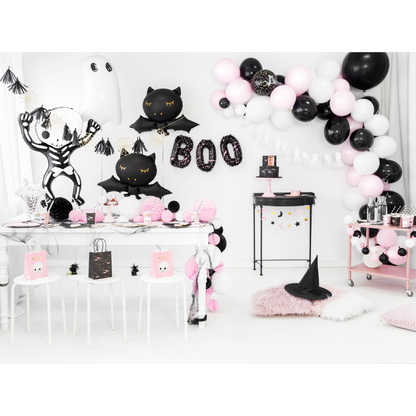 halloween themed party balloons and tablescape 