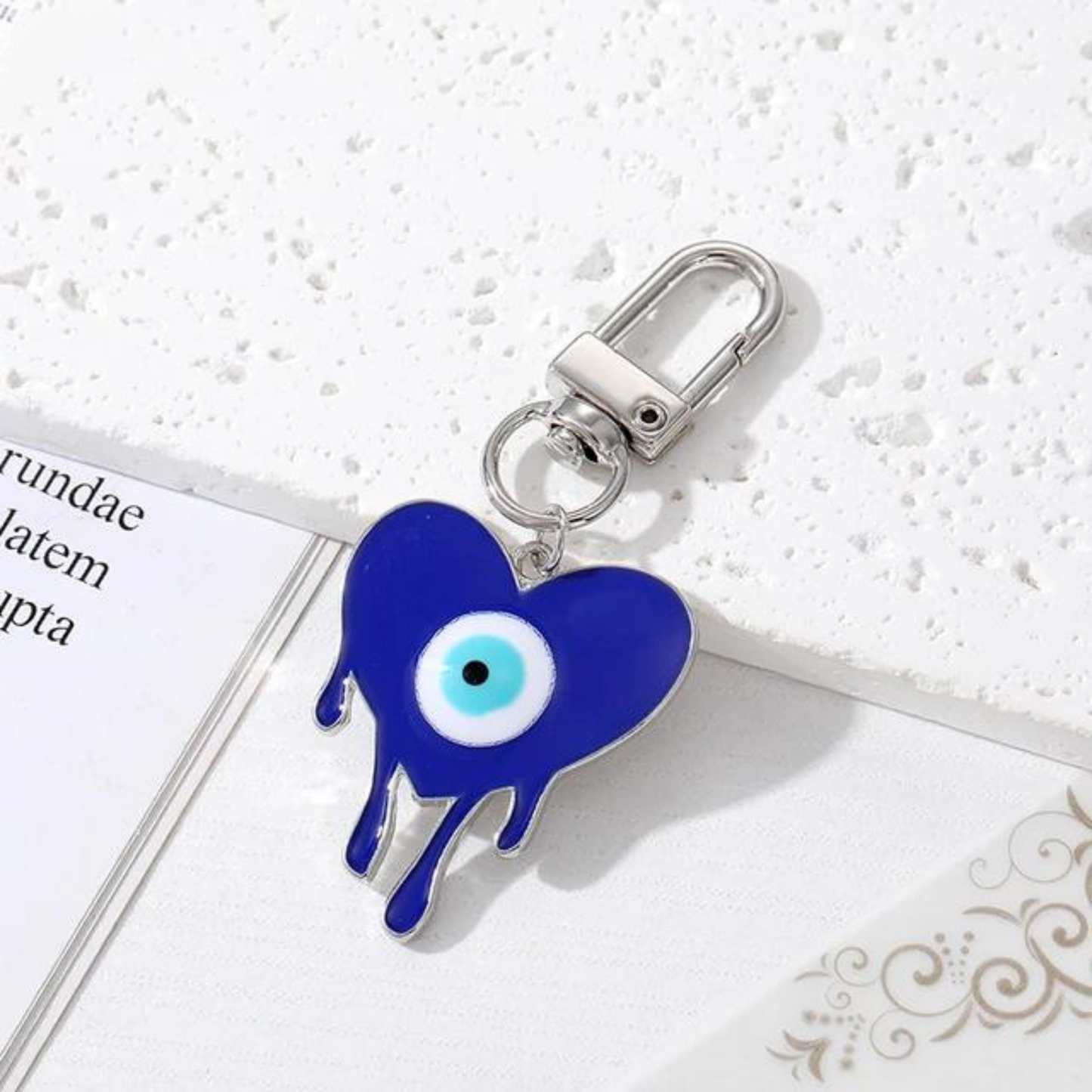 HEART SHAPED EVIL EYE KEYCHAIN - SILVER