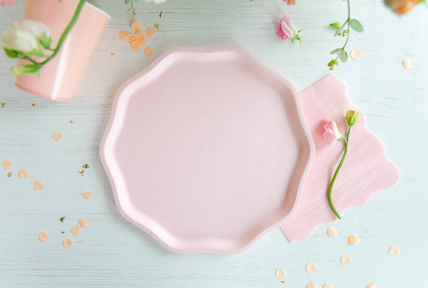 petal pink eco friendly dinner plates with matching napkin