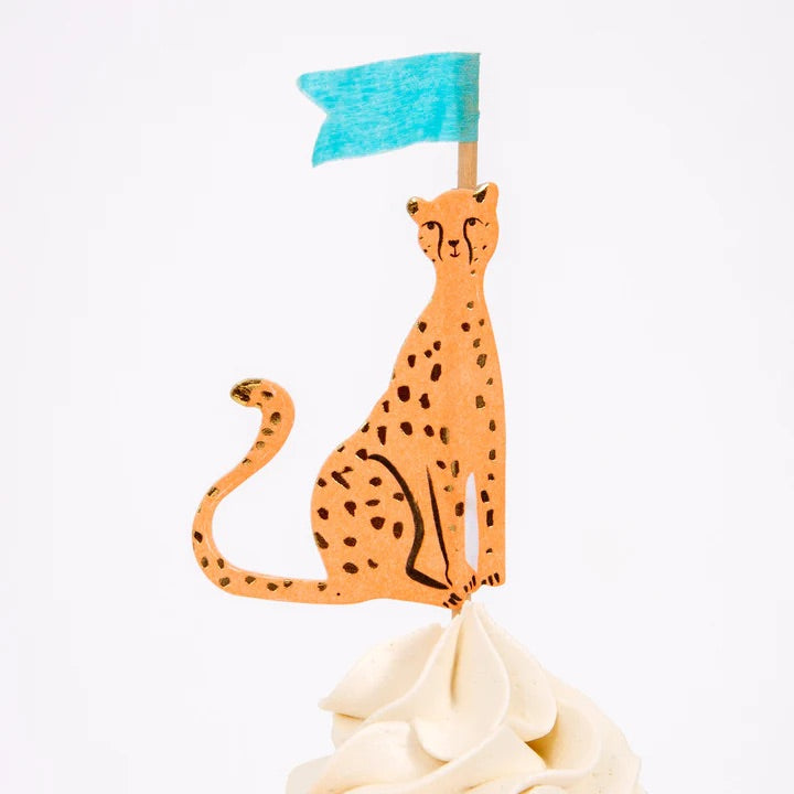 cheetah cupcake topper