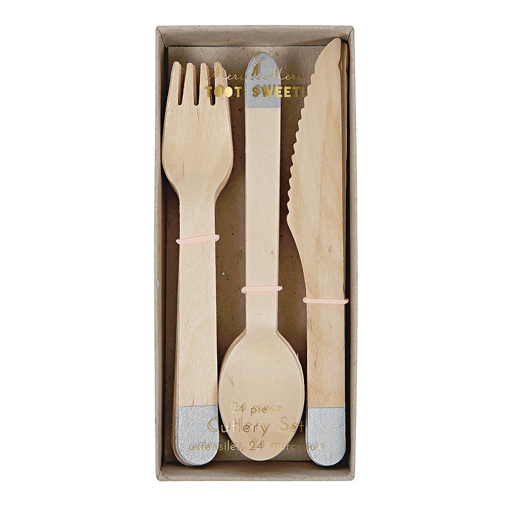 24-piece wooden cutlery set with silver-dipped ends